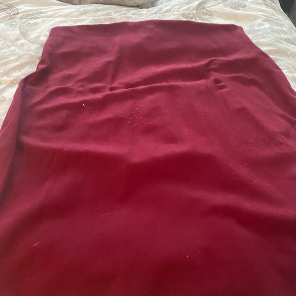 Red Stretch, pencil skirt - Picture 3 of 4